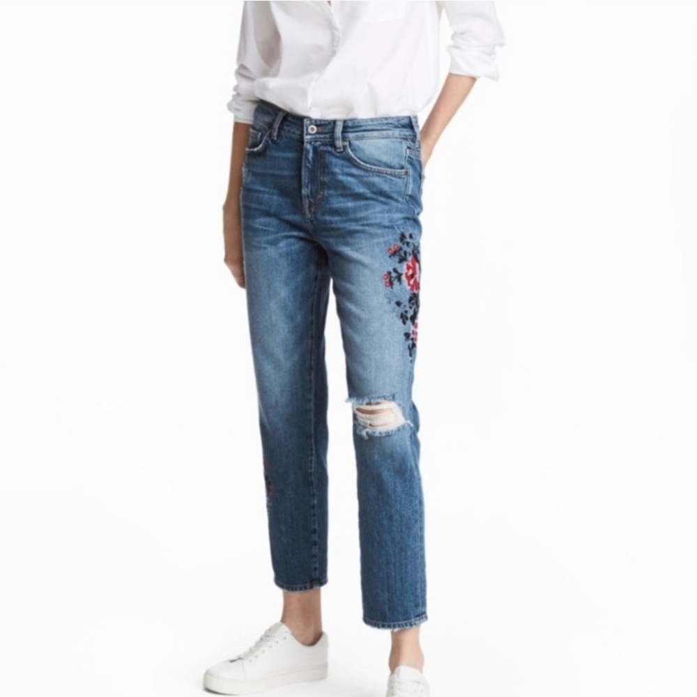 H&M Pink Floral Embroidered Girlfriend Blue Jeans